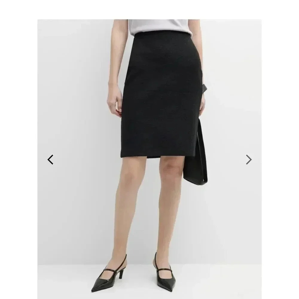 St. John Compact Boucle Knit Skirt Size 8